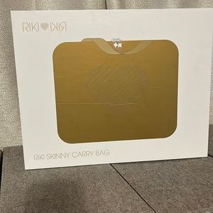 Riki Riki Skinny Carry Bag